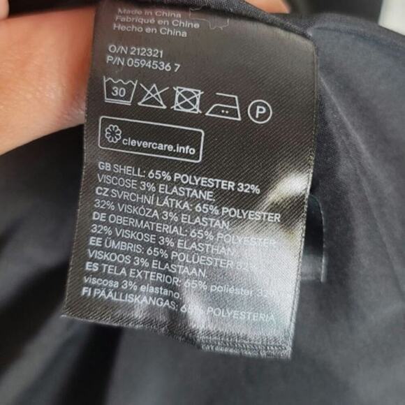 H&M OVERSIZE BLACK BLAZER, SZ XS - Picture 5 of 16